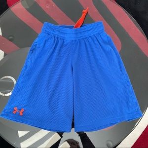 Under Armour boys shorts YSM